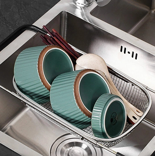 RetractaDrain™ - Cesta de Drenaje Retráctil de Acero Inoxidable con Mango Reforzado para Lavado de Alimentos