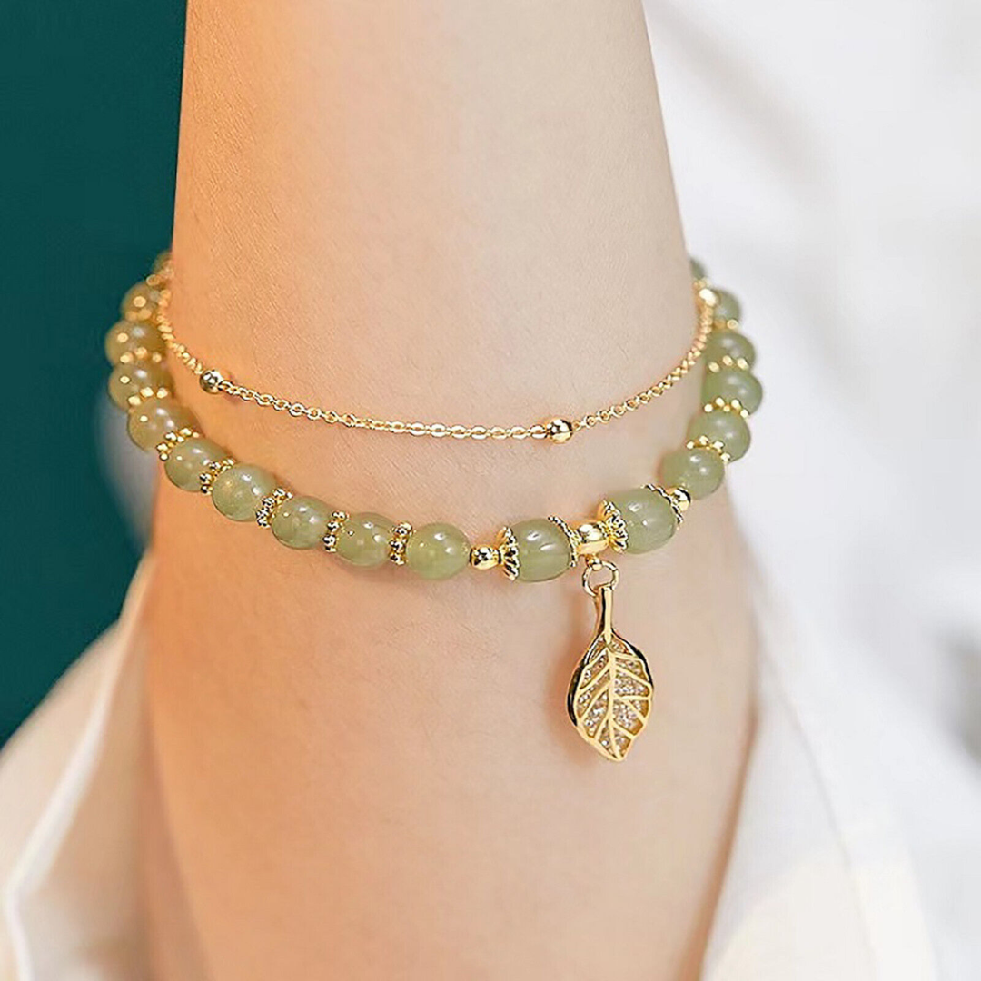 Pulsera de Jade con Hoja de Oro