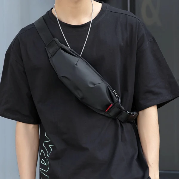 Bolso UrbanBag™ de Pecho para Hombre, Estilo Urbano y Ligero, imagen 2