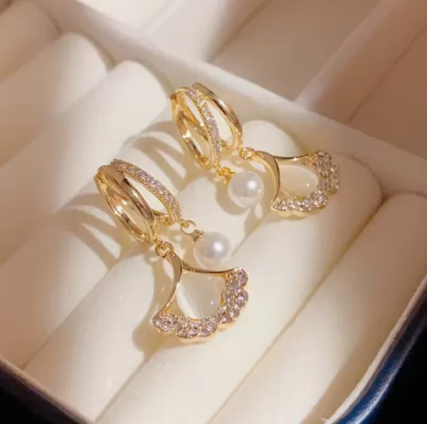 Twinkle Touch™ – Pendientes de Germanio Elegantes con Perlas y Brillantes para Mujer Sofisticada, imagen 6