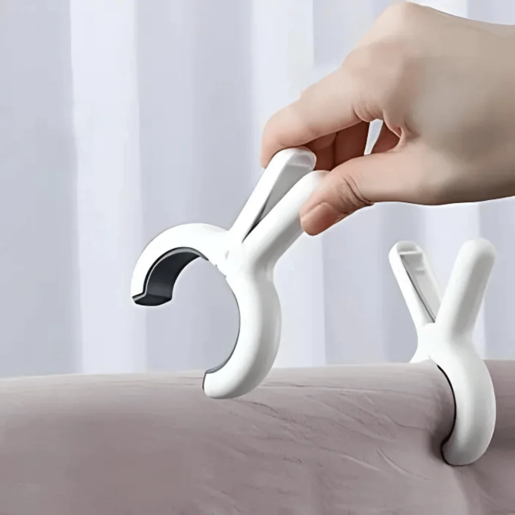 Mantén Tu Ropa Segura con las Pinzas Resistentes al Viento – GripMax™