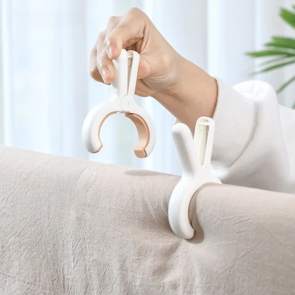 GripMax™ - Set de 6 Pinzas Jumbo Extra Fuertes para Ropa y Toallas para Uso en Exteriores, imagen 2