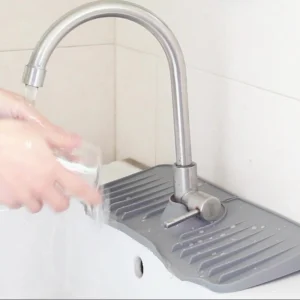 AquaMat™ -   Protector de Salpicaduras para Grifo: Protege tu Encimera y Evita Desorden con esta Almohadilla Antisalpicaduras de Silicona